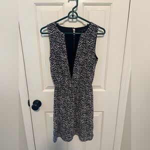 Dynamite Black and White Sheath Midi Dress Plunge Neckline